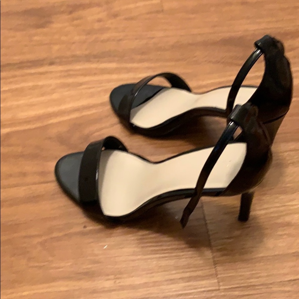 Shoes - Picture 3 of 5